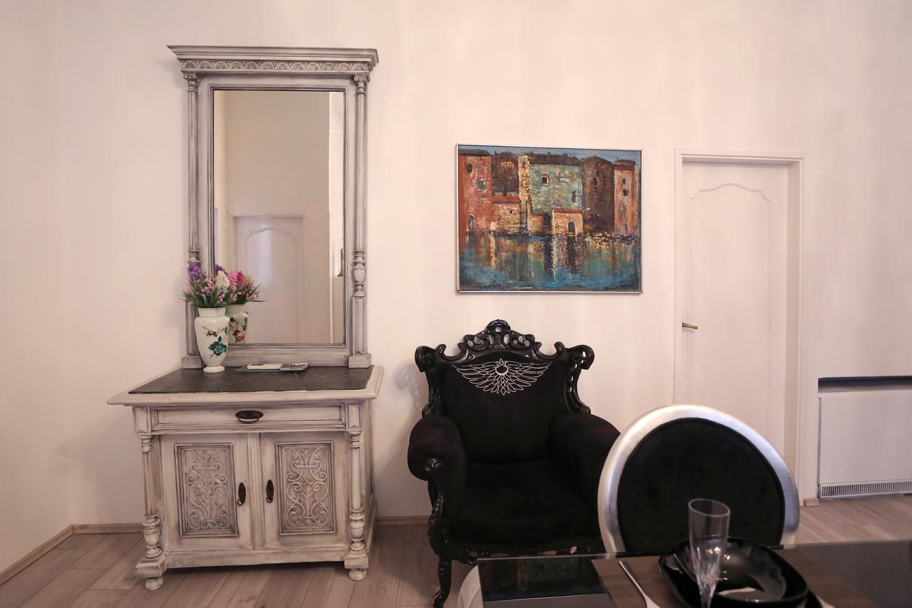 Apartment Papalic Palace Split Exterior photo
